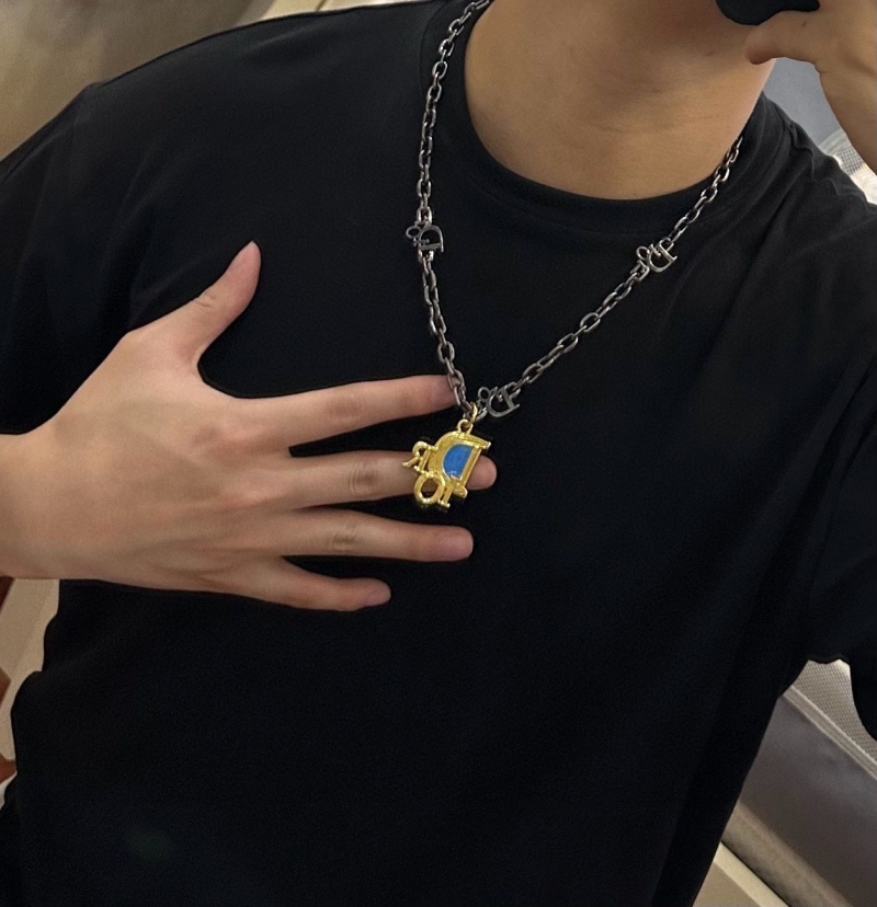 chr1st1an D10r necklaces